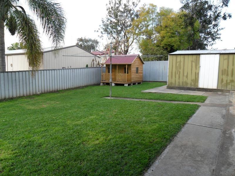 33 Sixth Street, Weston NSW 2326