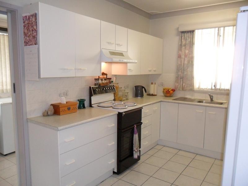 33 Sixth Street, Weston NSW 2326
