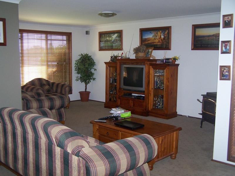 52 Trenchard Street, Heddon Greta NSW 2321