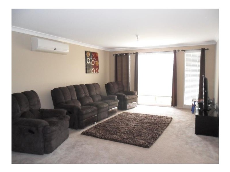 92 Forbes Crescent, Cliftleigh NSW 2321