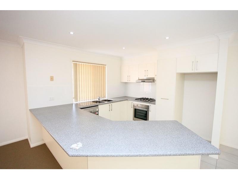 2/40 Margaret Street, Cessnock NSW 2325