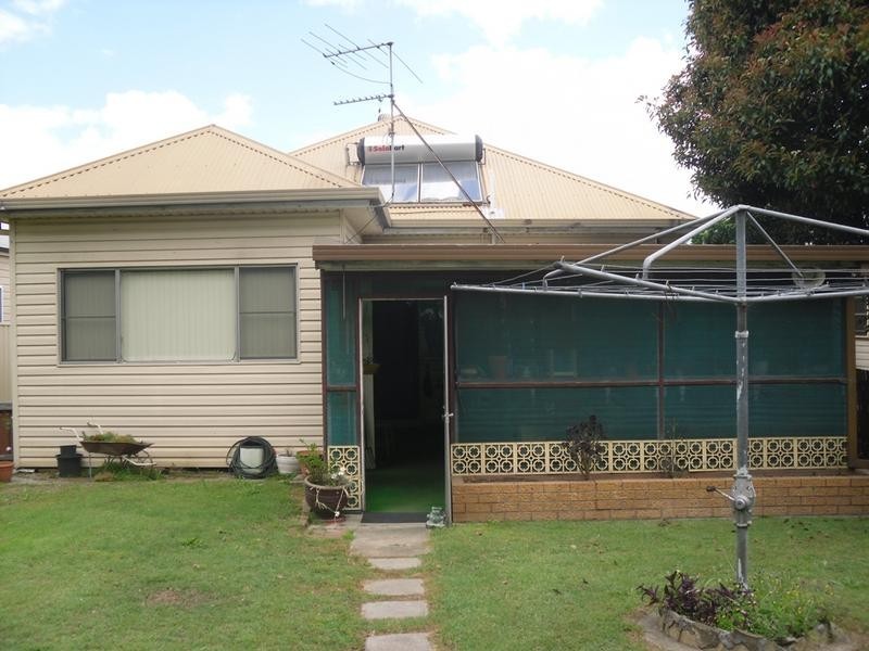 16 Attwater Avenue, Cessnock NSW 2325