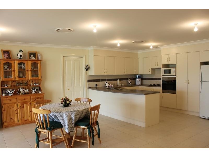 5 Connel Drive, Heddon Greta NSW 2321
