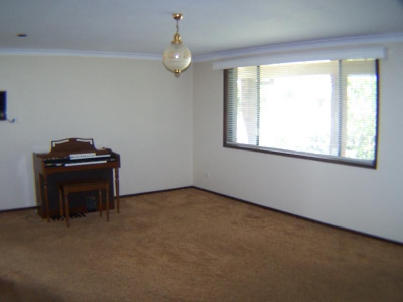 17a Merthyr Street, Kurri Kurri NSW 2327