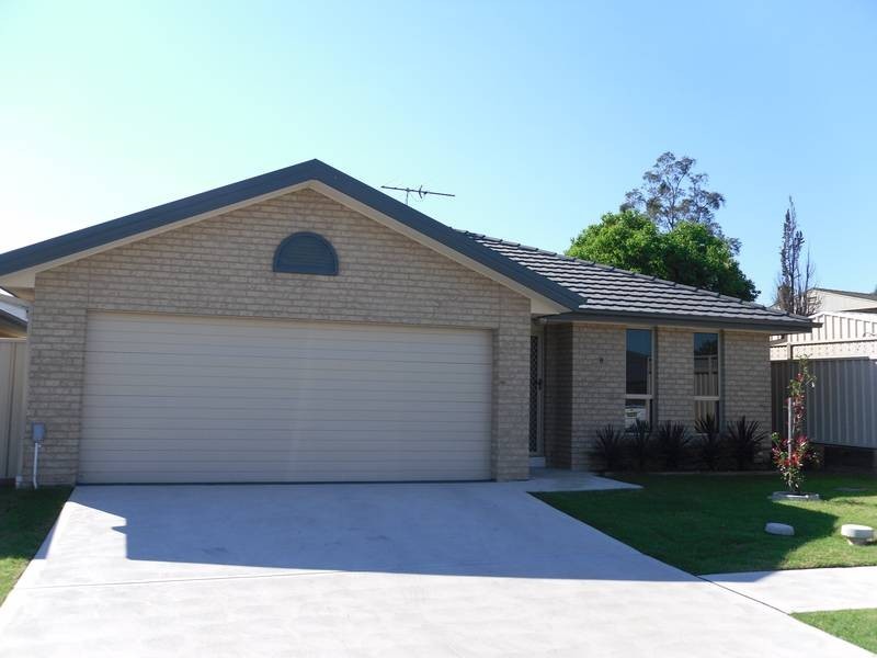 8 Lonsdale Place, Kurri Kurri NSW 2327