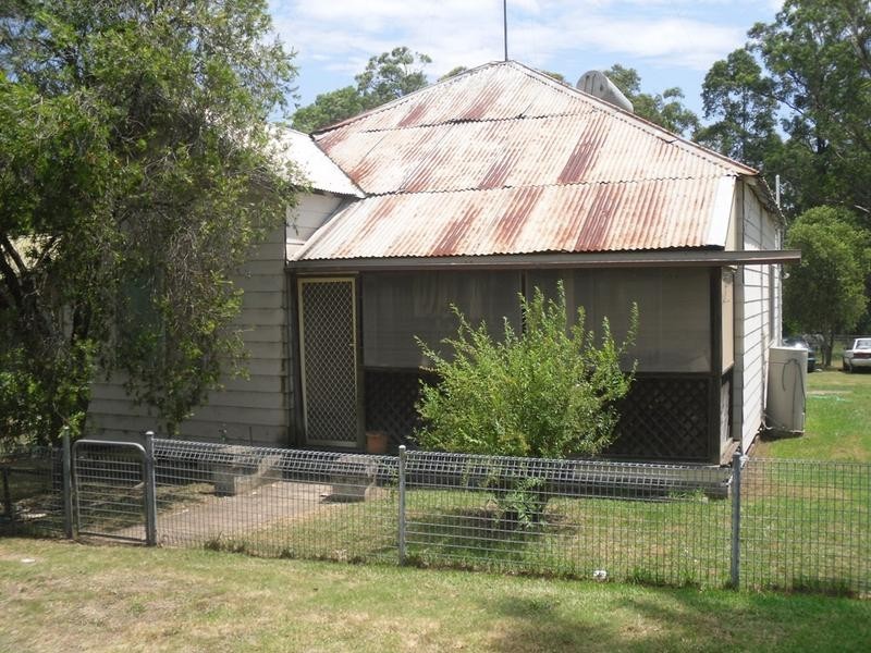 8 Ellalong Road, Pelton NSW 2325