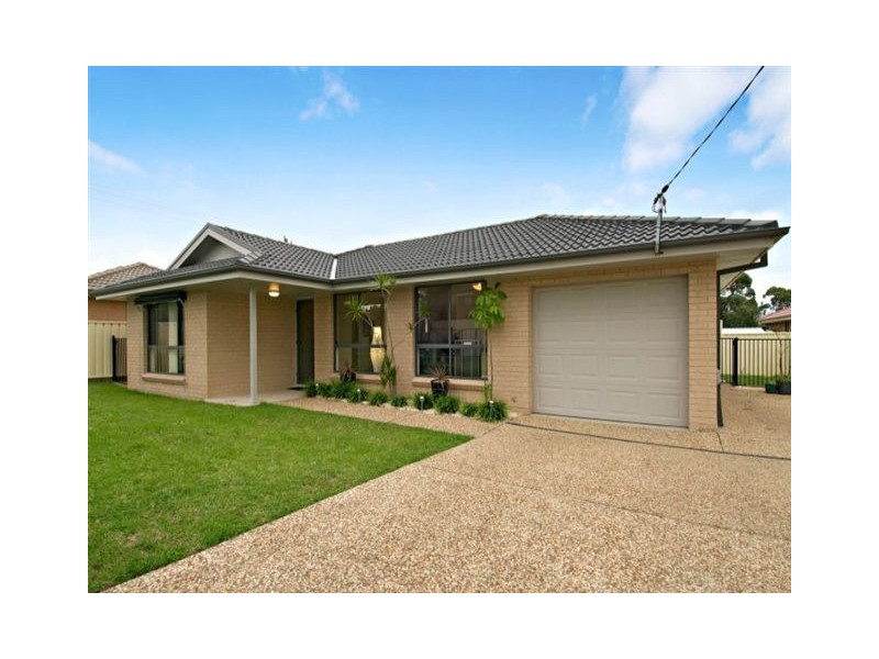 18 Young Street, Heddon Greta NSW 2321