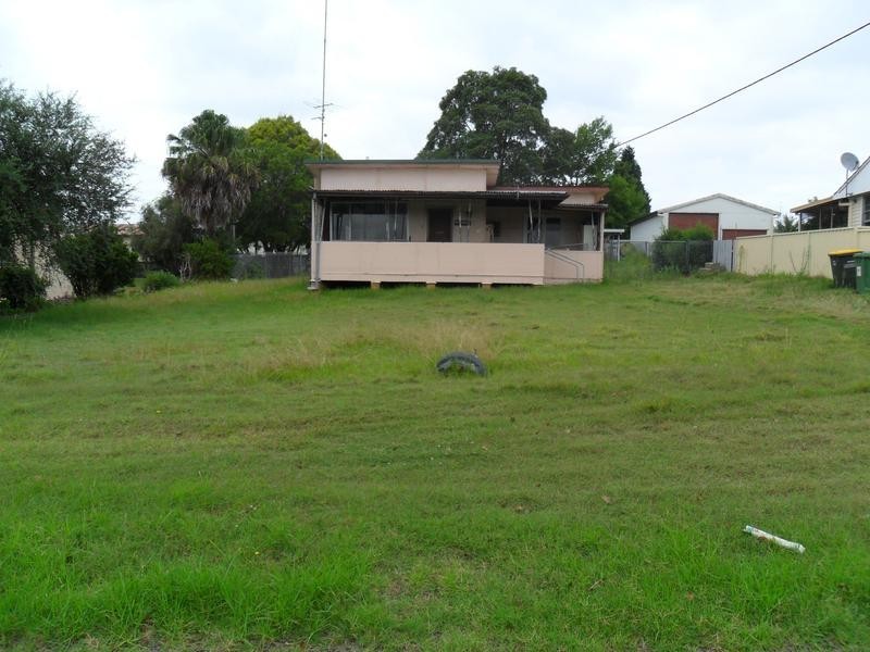 10 Seventh Street, Weston NSW 2326