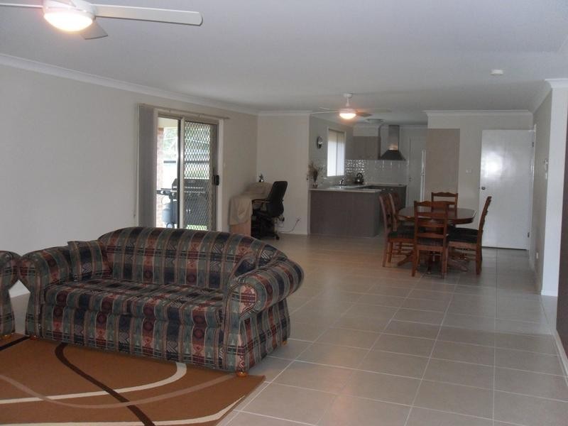 30 Lonsdale Place, Abermain NSW 2326
