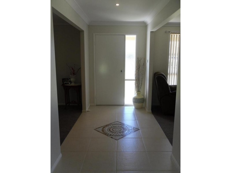 30 Lonsdale Place, Abermain NSW 2326