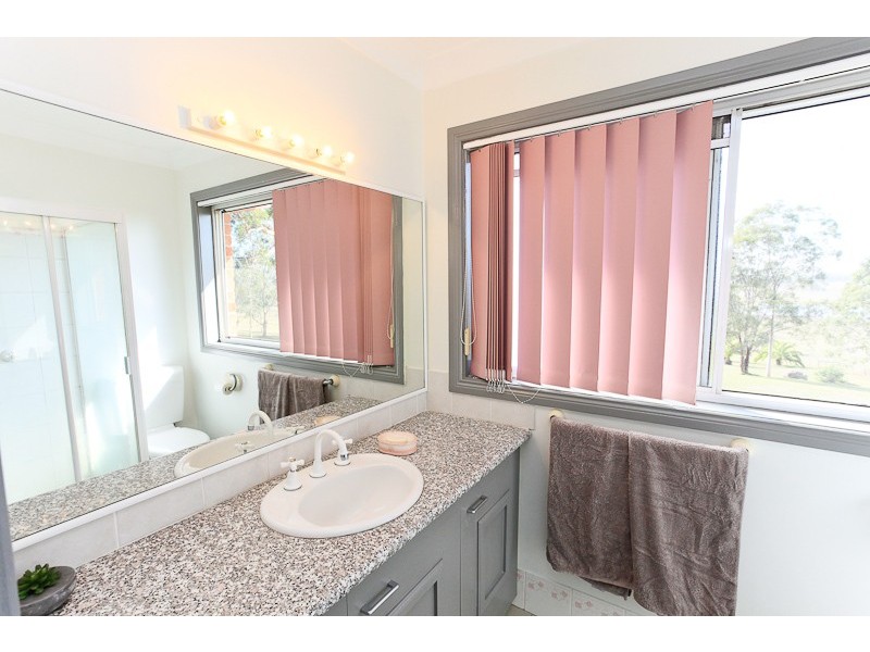 100 Main Road, Cliftleigh NSW 2321