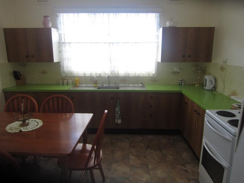 76 Edward Street, Kurri Kurri NSW 2327