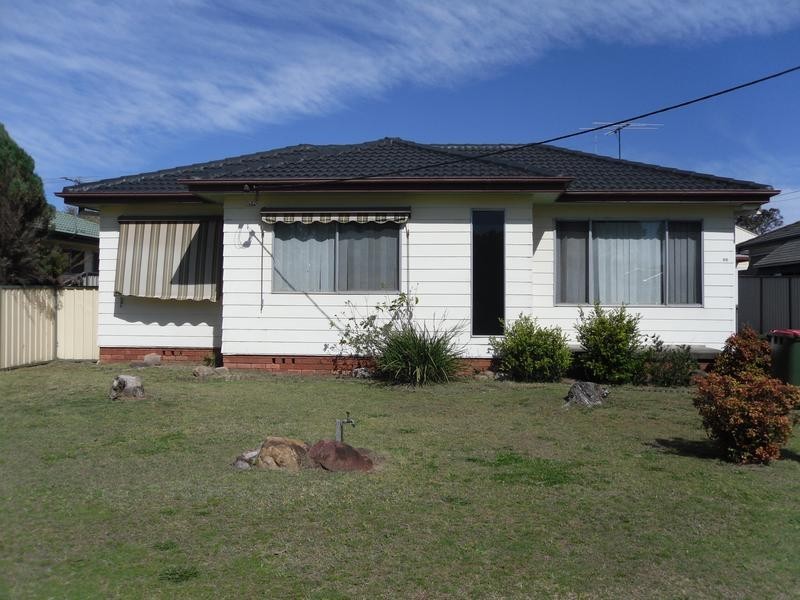 86 Deakin St, Kurri Kurri NSW 2327