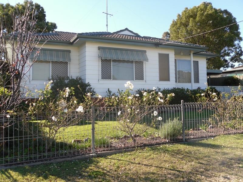 11 Florence Street, Kurri Kurri NSW 2327