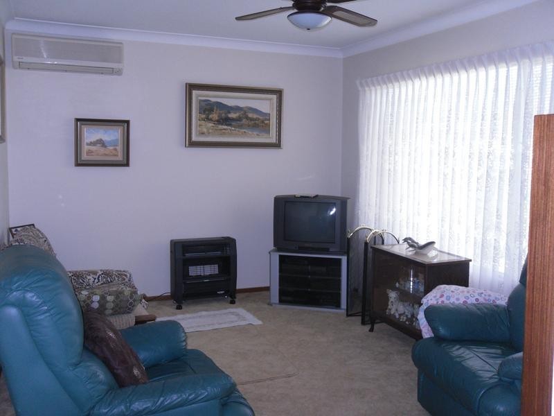 11 Florence Street, Kurri Kurri NSW 2327