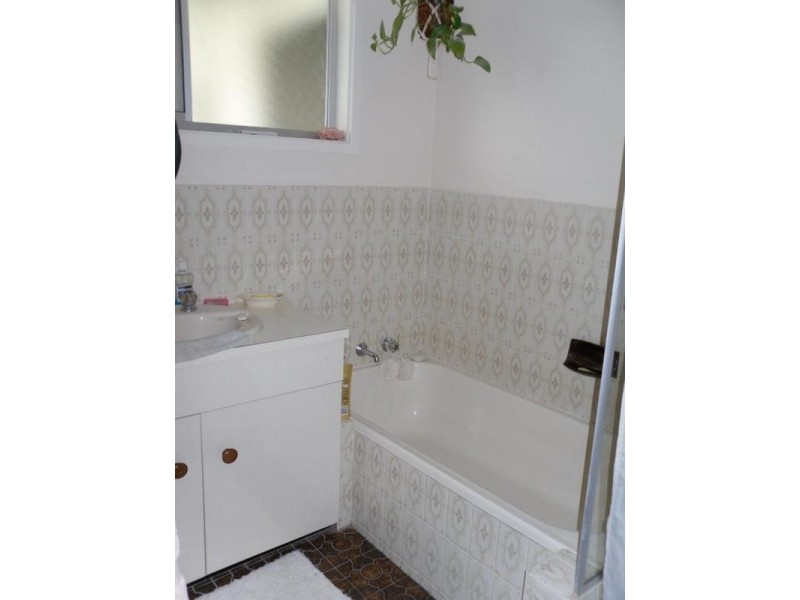 11 Florence Street, Kurri Kurri NSW 2327