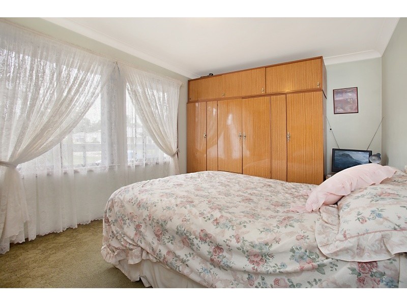 35 Fifth Street, Weston NSW 2326