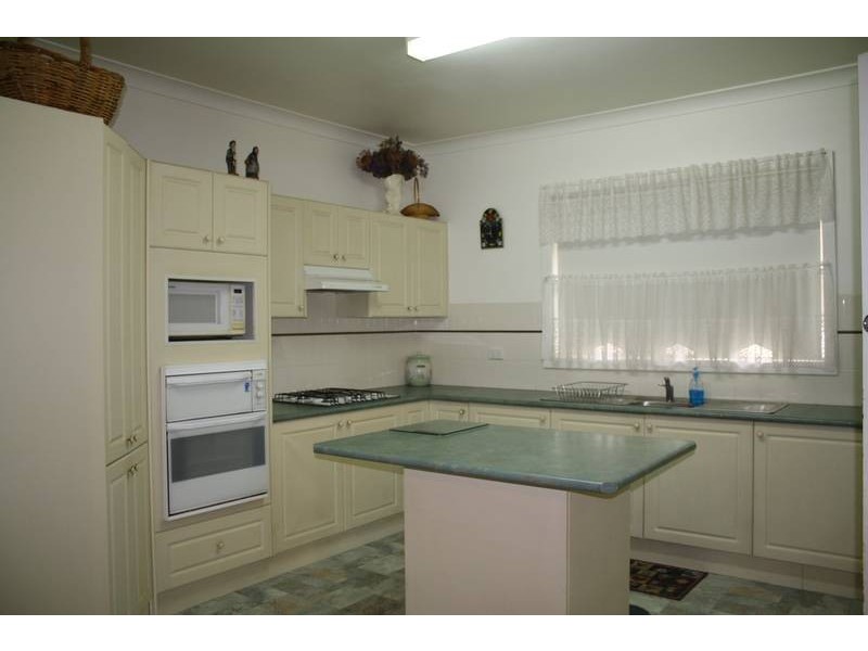 39 Rawson Street, Kurri Kurri NSW 2327