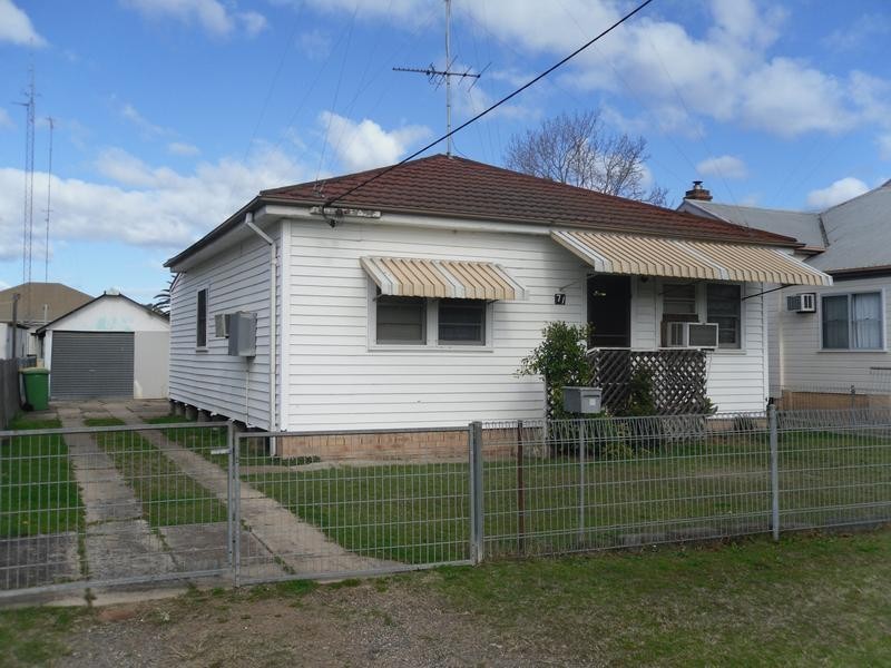 71 Mount View Road, Cessnock NSW 2325