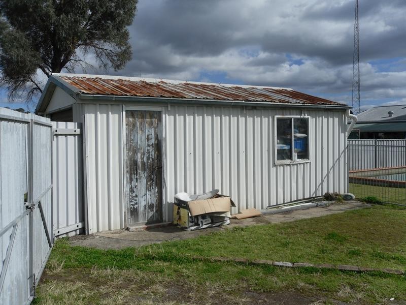 8 Maitland Street, Kurri Kurri NSW 2327