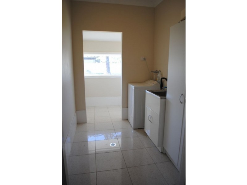 254 Vincent Street, Cessnock NSW 2325