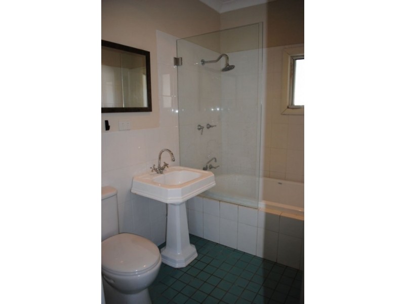 254 Vincent Street, Cessnock NSW 2325