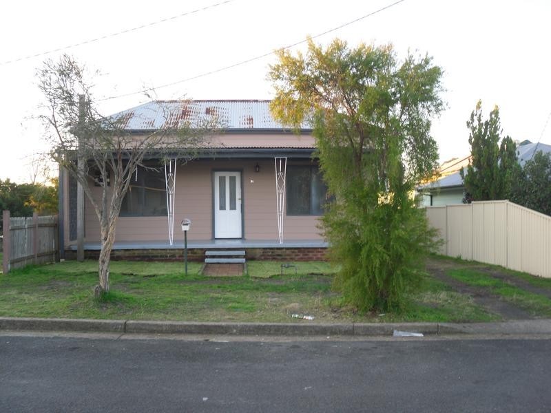 81 Harle Street, Abermain NSW 2326