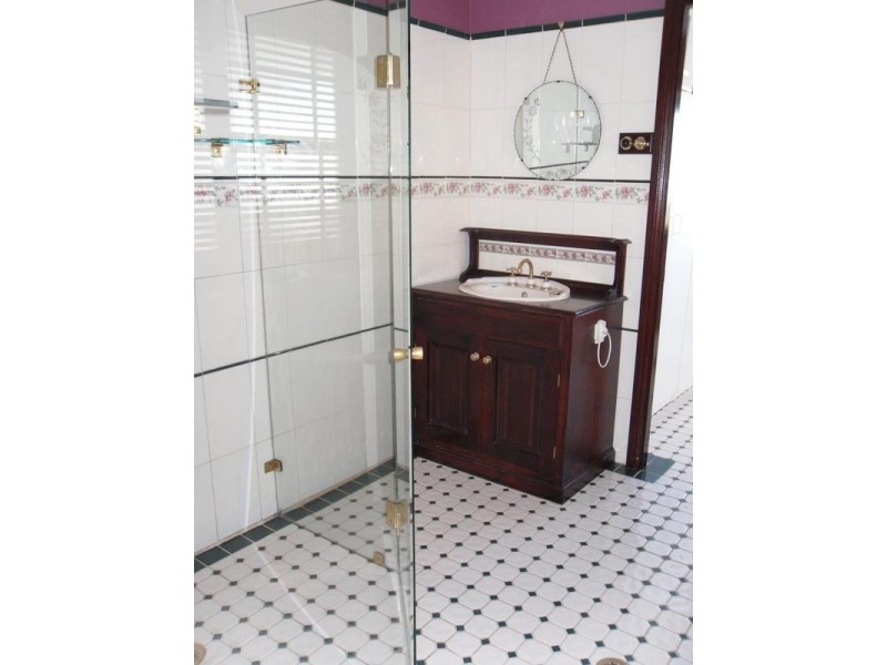 4 Swanson Street, Weston NSW 2326