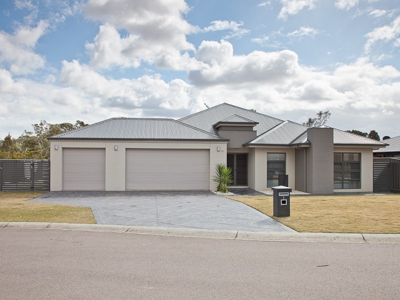 1 Ashleigh Street, Heddon Greta NSW 2321