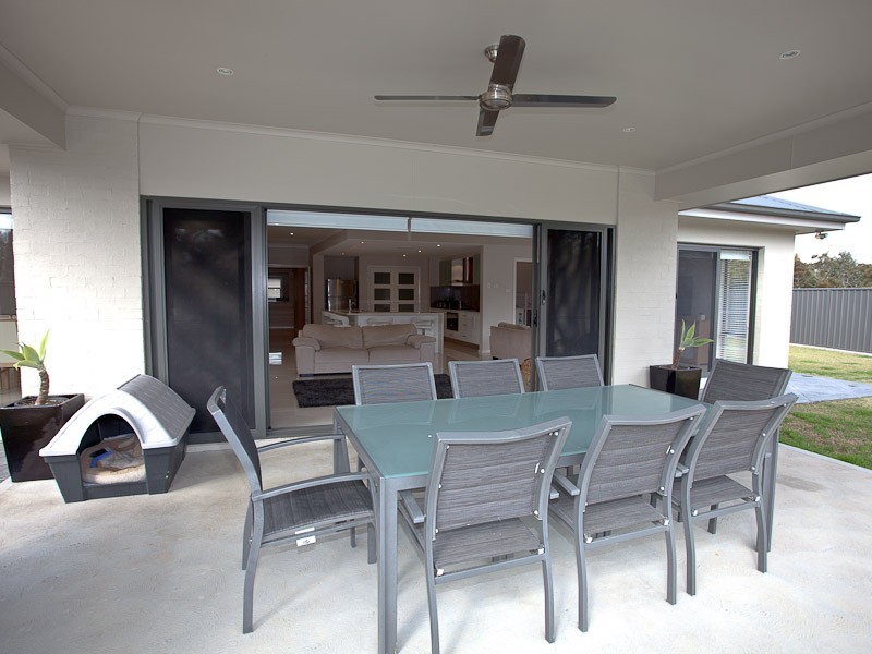 1 Ashleigh Street, Heddon Greta NSW 2321