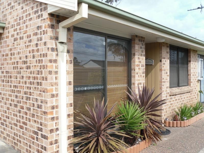 4/102 Mitchell Ave, Kurri Kurri NSW 2327