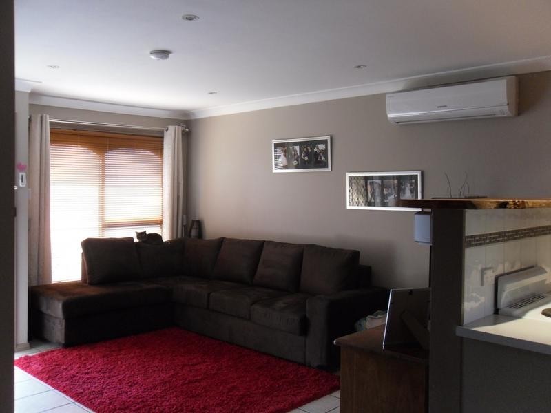 4/102 Mitchell Ave, Kurri Kurri NSW 2327