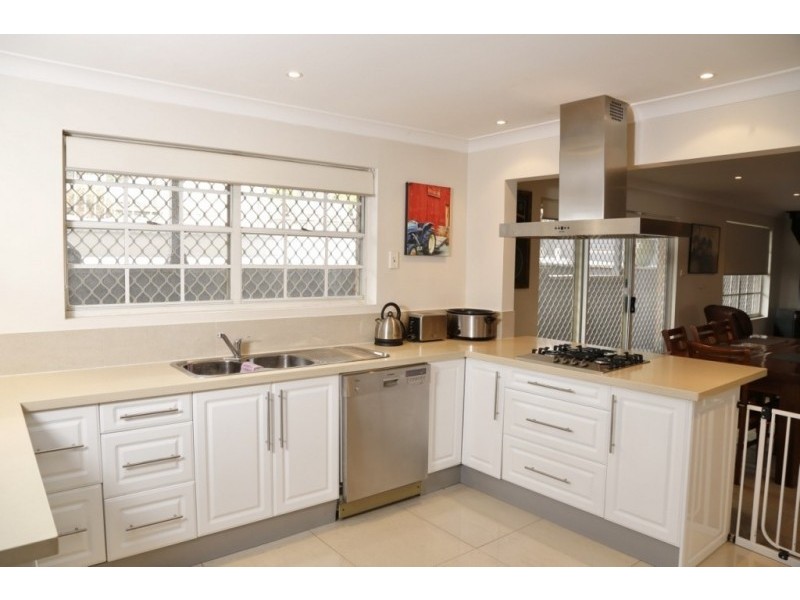 24 Regent Street, Cessnock NSW 2325