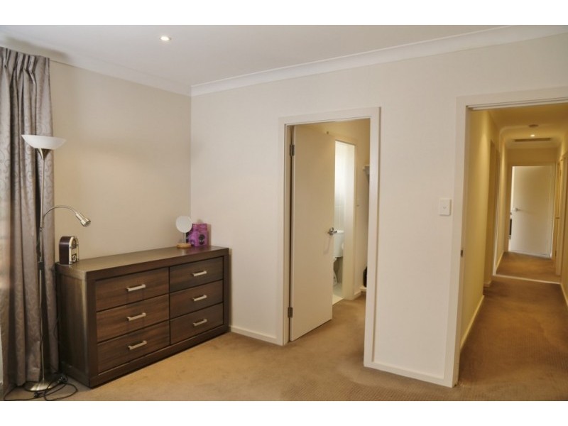 24 Regent Street, Cessnock NSW 2325