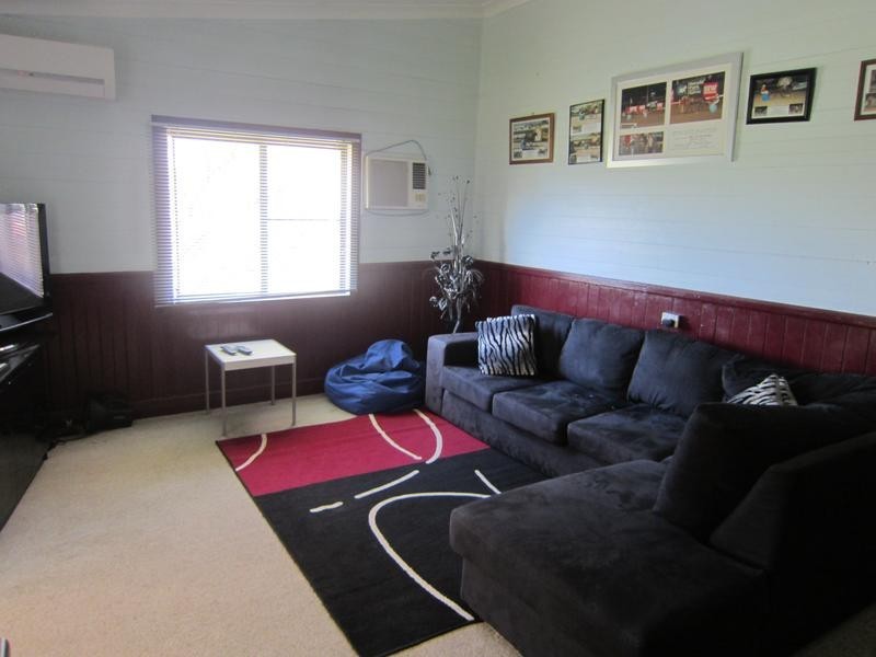 220 Sawyers Gully Rd, Sawyers Gully NSW 2326