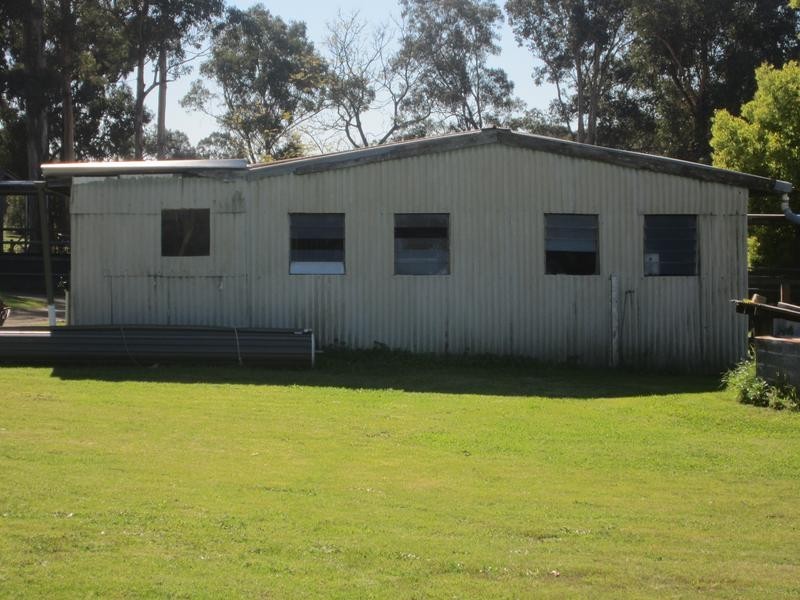220 Sawyers Gully Rd, Sawyers Gully NSW 2326