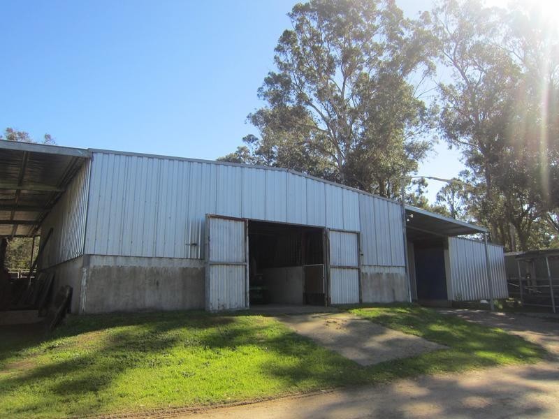 220 Sawyers Gully Rd, Sawyers Gully NSW 2326