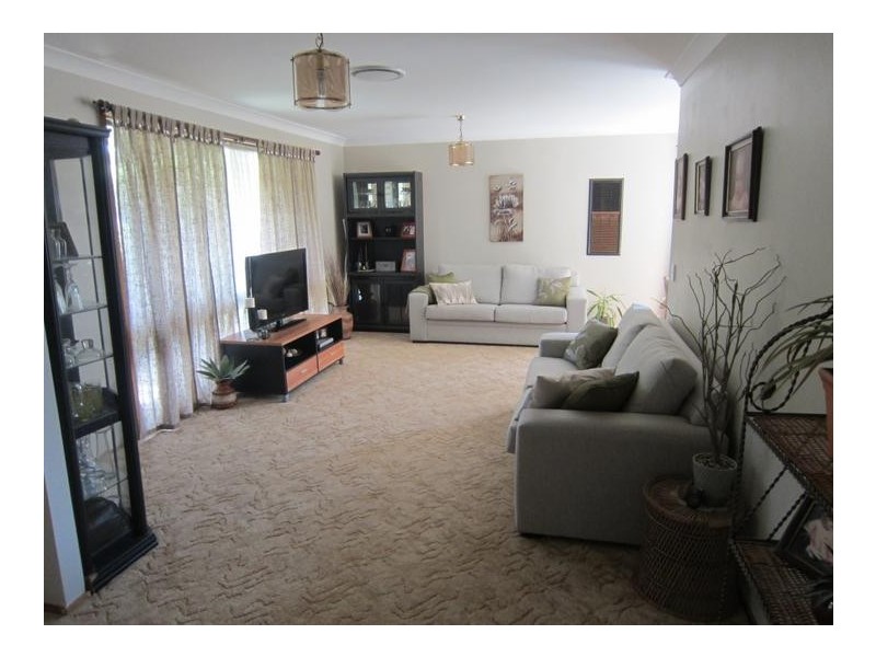 11 Mulbring Street, Stanford Merthyr NSW 2327