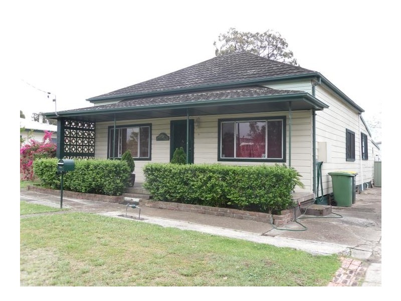 7 Railway Street, Kurri Kurri NSW 2327