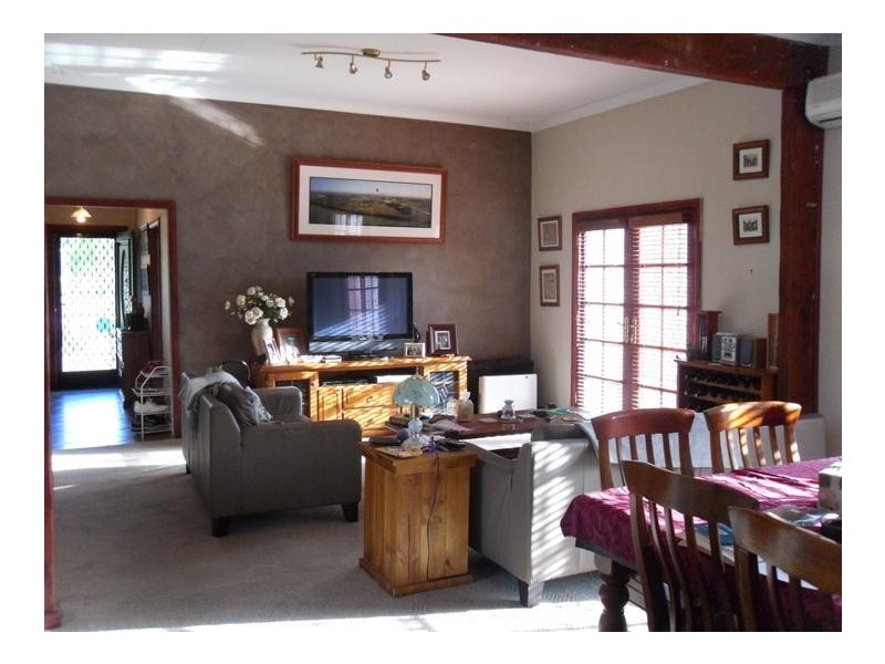 7 Railway Street, Kurri Kurri NSW 2327