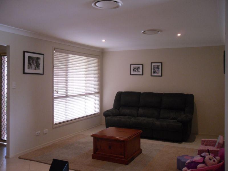 34 Evatt Street, Pelaw Main NSW 2327