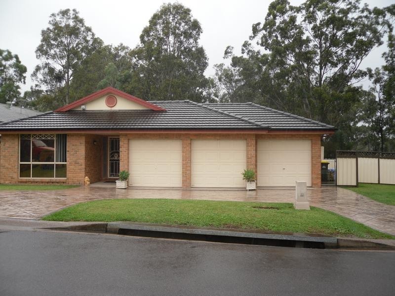 2 Cabernet Grove, Cessnock NSW 2325