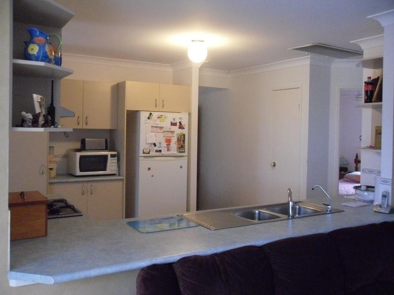 2 Cabernet Grove, Cessnock NSW 2325