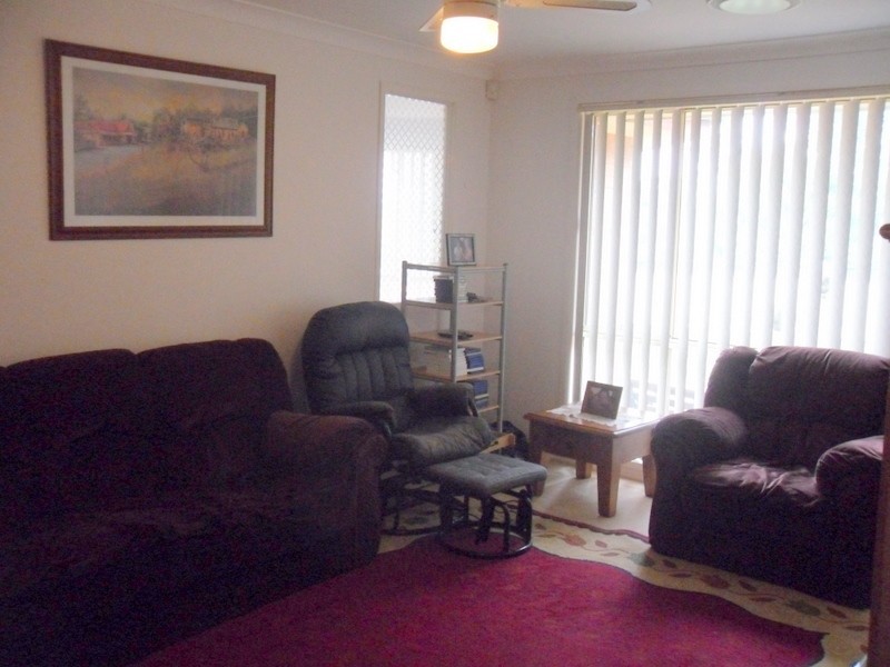 2 Cabernet Grove, Cessnock NSW 2325