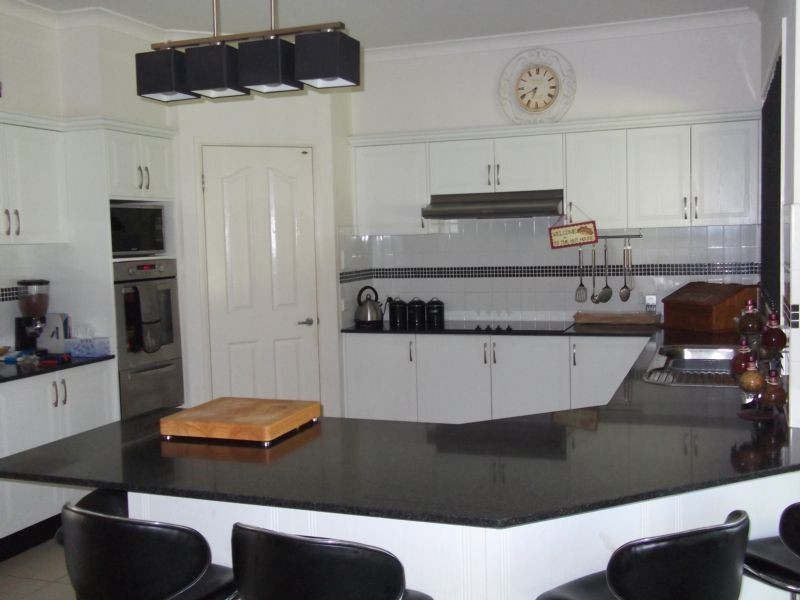 31 Lonsdale Pl, Abermain NSW 2326