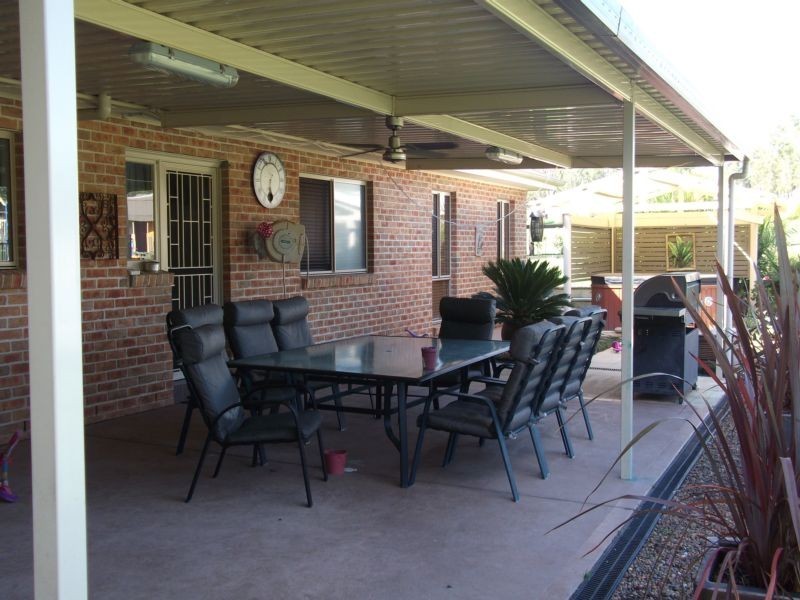 31 Lonsdale Pl, Abermain NSW 2326