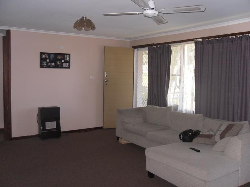 6 Teece Street, Weston NSW 2326