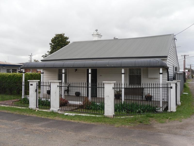 37a Station Street, Weston NSW 2326