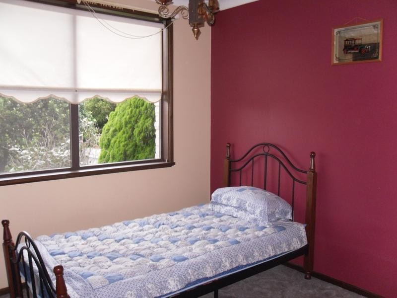 8 Butler Parade, Kurri Kurri NSW 2327