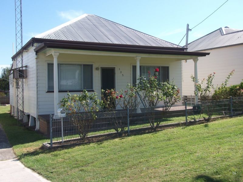 125 Deakin Street, Kurri Kurri NSW 2327